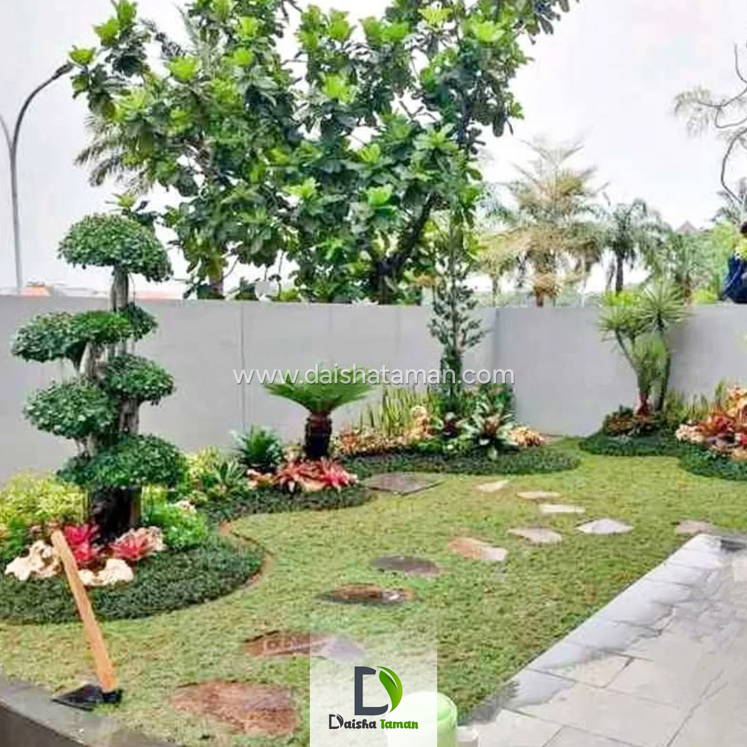 Tukang Taman Sentul